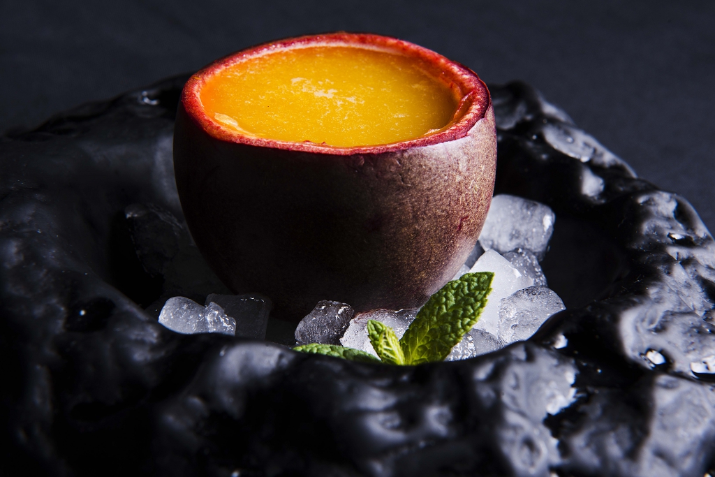 João Alcantara, chef personal de Dani Alves, presenta su proyecto gastronómico Fogo