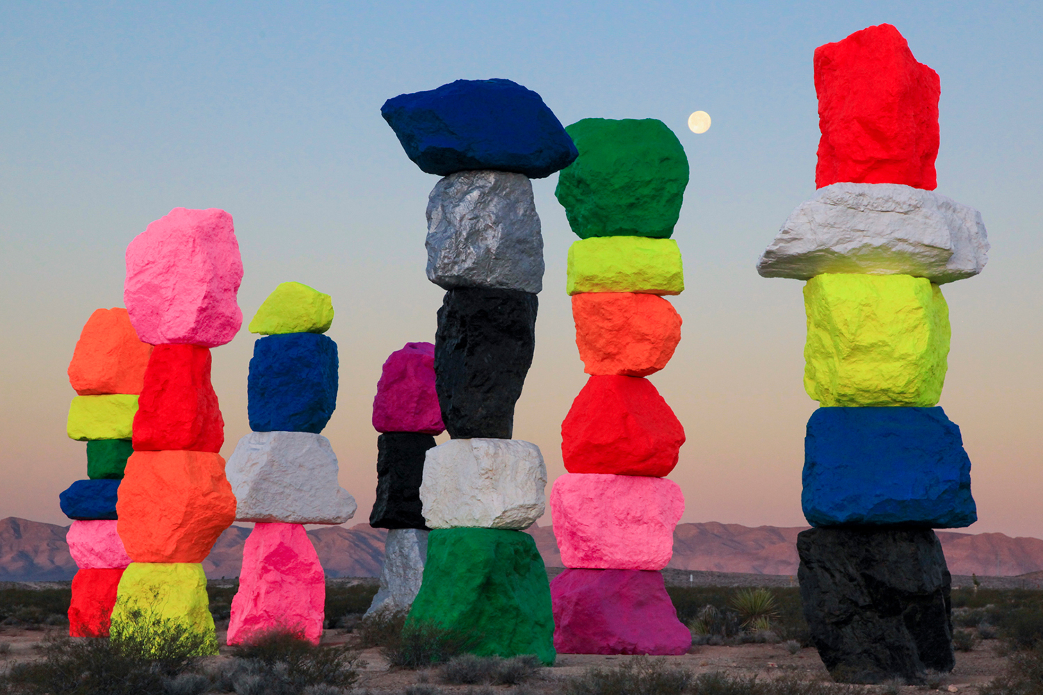 colorful-stacked-rocks-desert-01