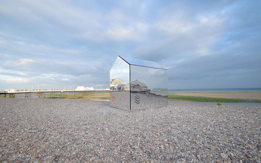 ECE Architecture transforman el clásico puesto de playa