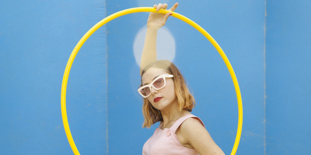 Street Style: Girls, Converse & Brunch In The Park