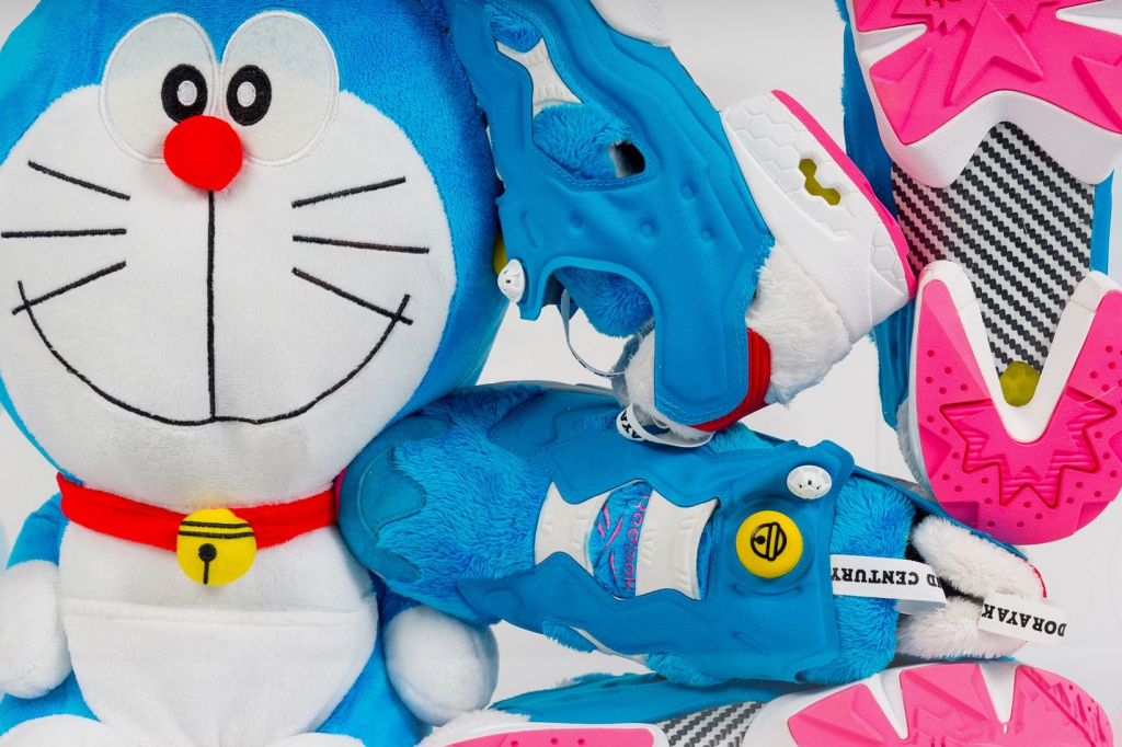 Reebok y atmos rinden homenaje a Doraemon