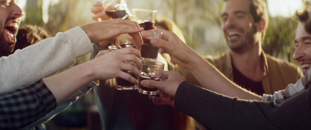Sangre de Toro hace un brindis por lo clásico, y tú ganas