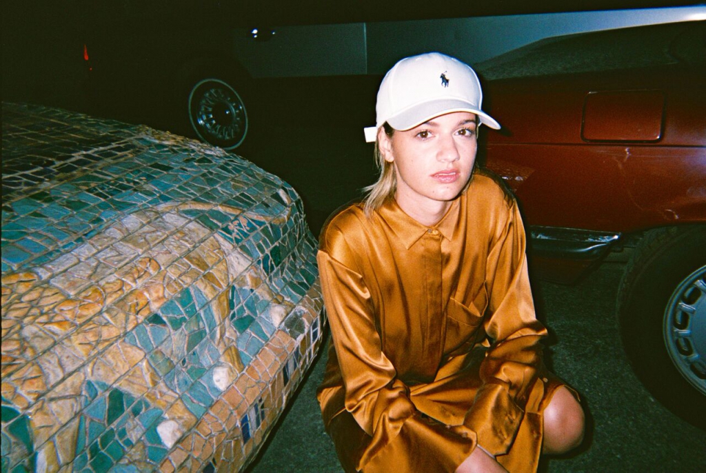 Mavi Phoenix, la nueva exponente del pop urbano