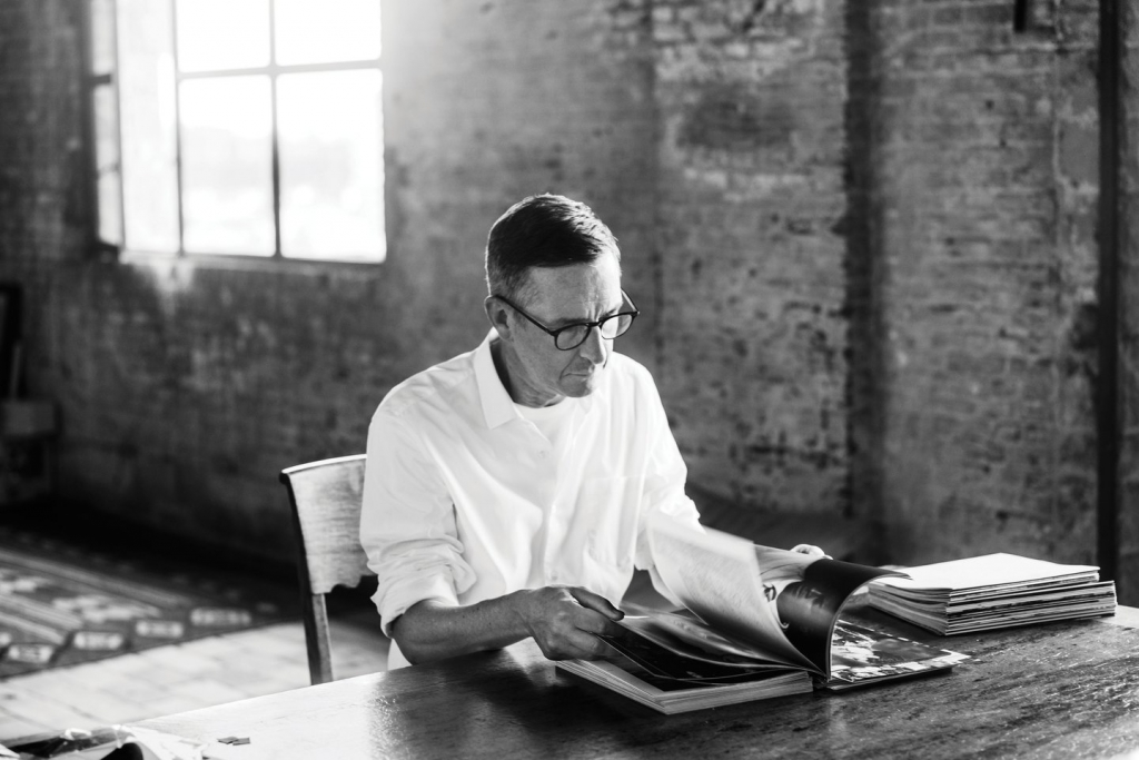 Dries Van Noten cumple 100 colecciones