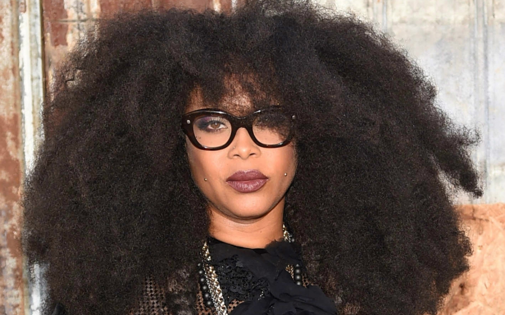 Por qué Erykah Badu versionando a Fela Kuti será lo mejor que veas en este final de año