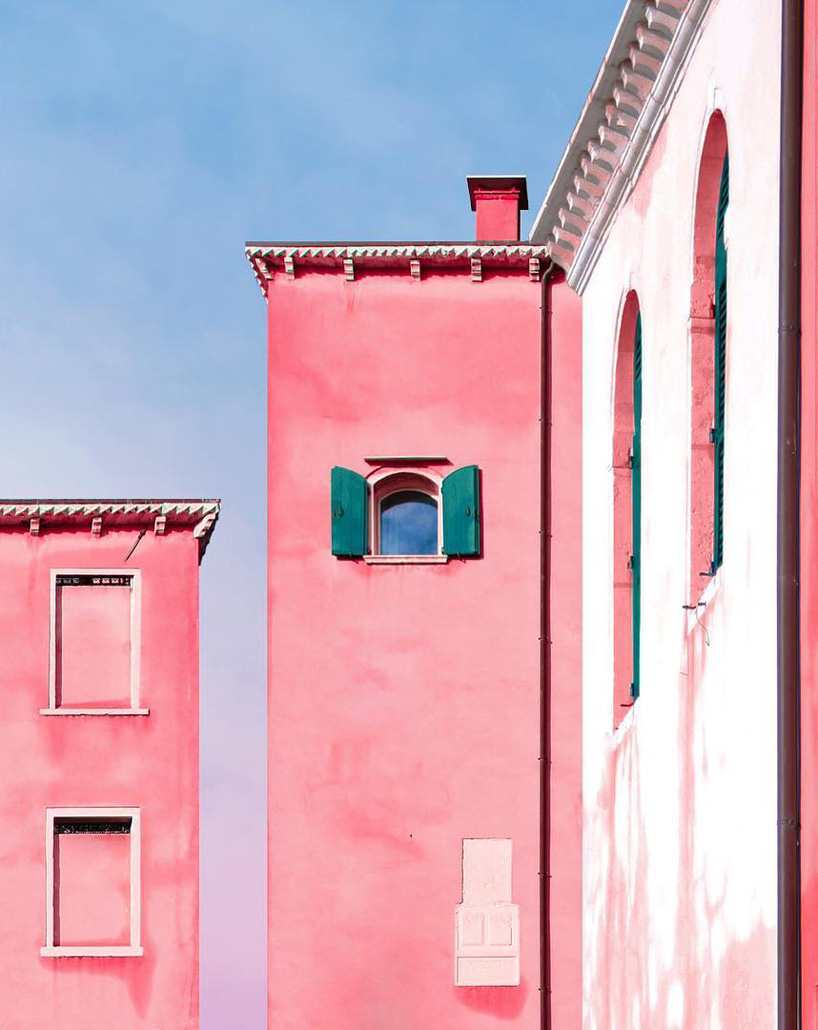 andria-darius-pancrazi-minimalist-pink-summer-photography-designboom-8