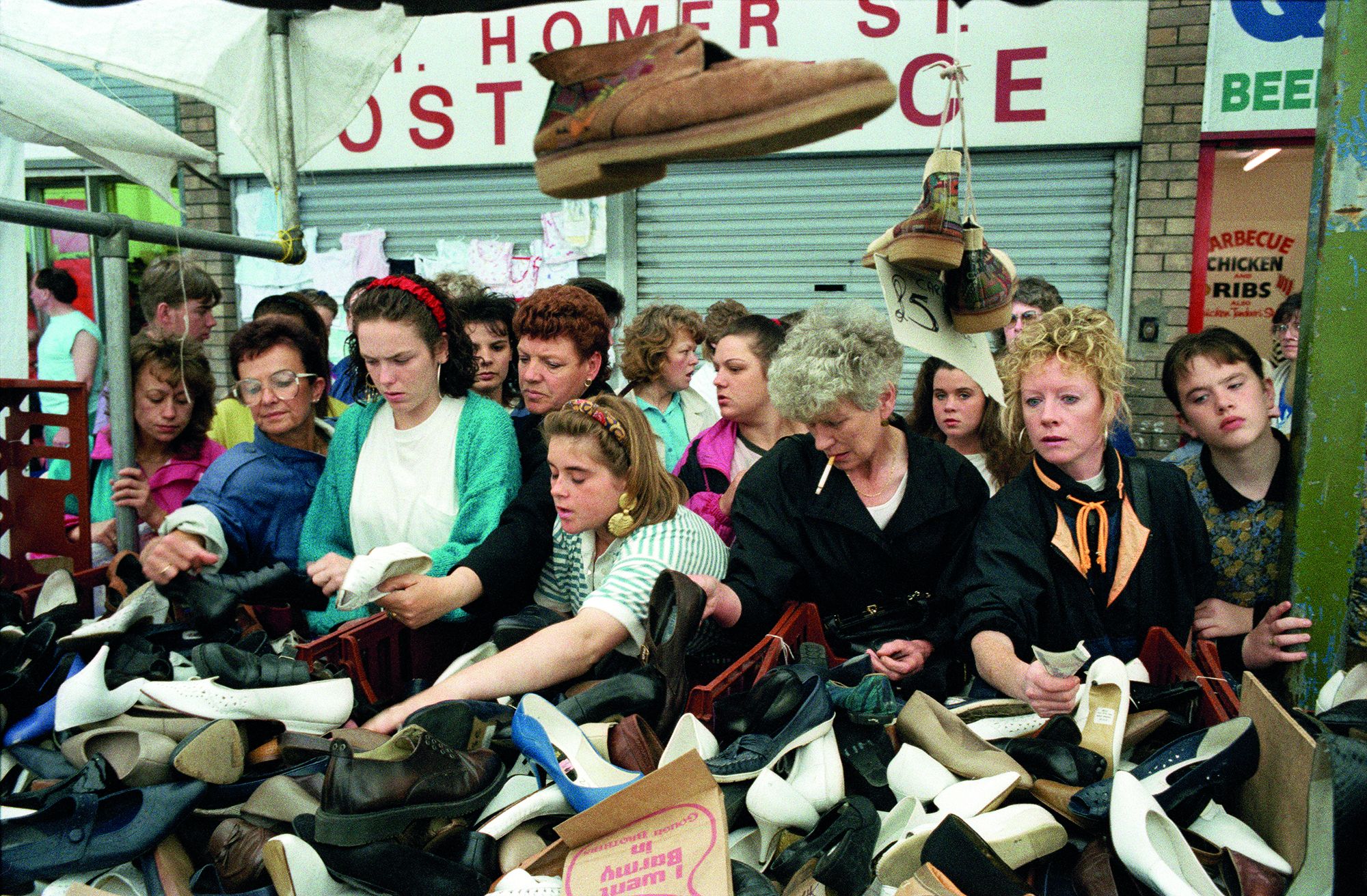 Tom Wood y la nostalgia de las décadas pasadas en Women’s Market