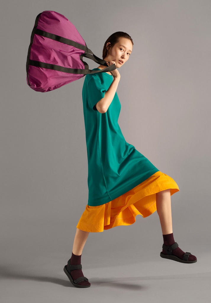 La celebración del color con Summer Spring de UNIQLO U