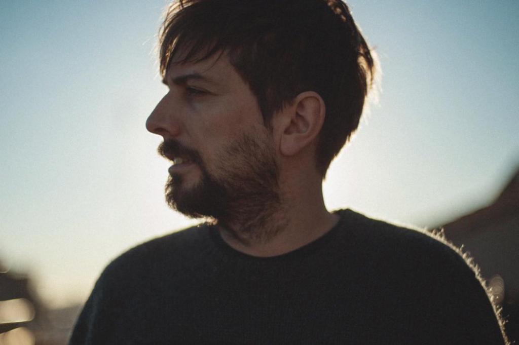 Pau Vallvé vuelve con nuevo disco bajo el brazo: ‘Life vest under your seat’