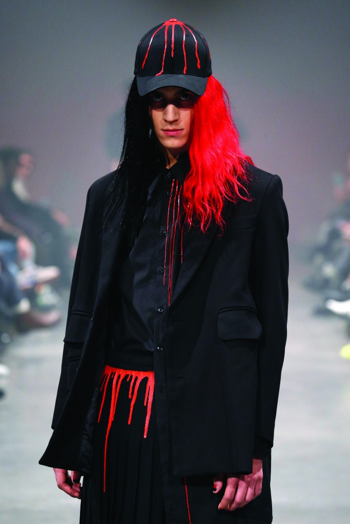 La tenebrosa propuesta de 44STUDIO para la FW19-20 en el OFF Mercedes Benz Fashion Week Madrid