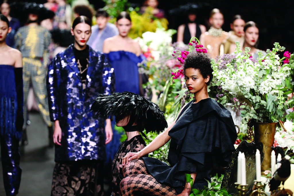 Duyos homenajea a los Paradores nacionales en su apuesta para la FW19-20 en la Mercedes Benz Fashion Week Madrid