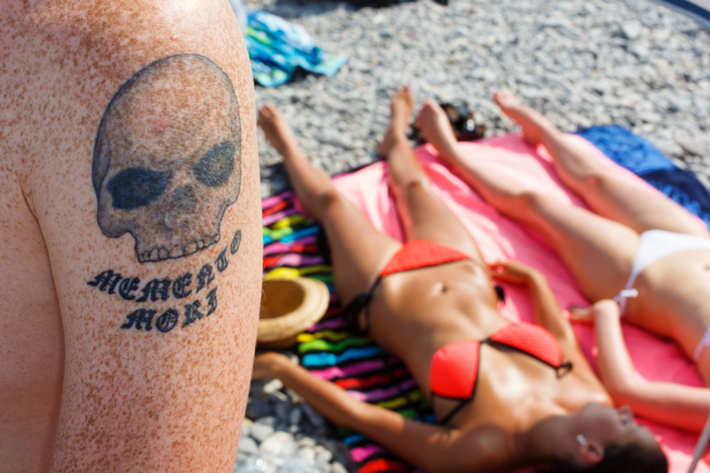 Phaidon publica ‘Only Human’ de Martin Parr