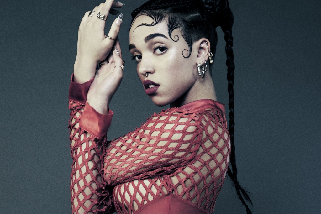 Olympic Flame, Alizzz ft. Paula Cendejas, CARLA, Le Parody, RIDE, FKA twigs… Las mejores canciones de la semana
