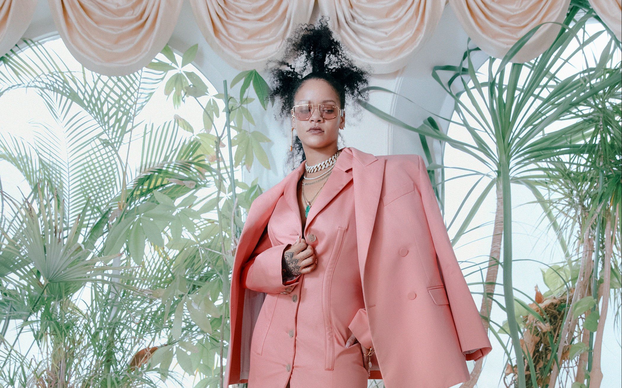 Fenty, la nueva marca de Rihanna para LVMH, está al caer