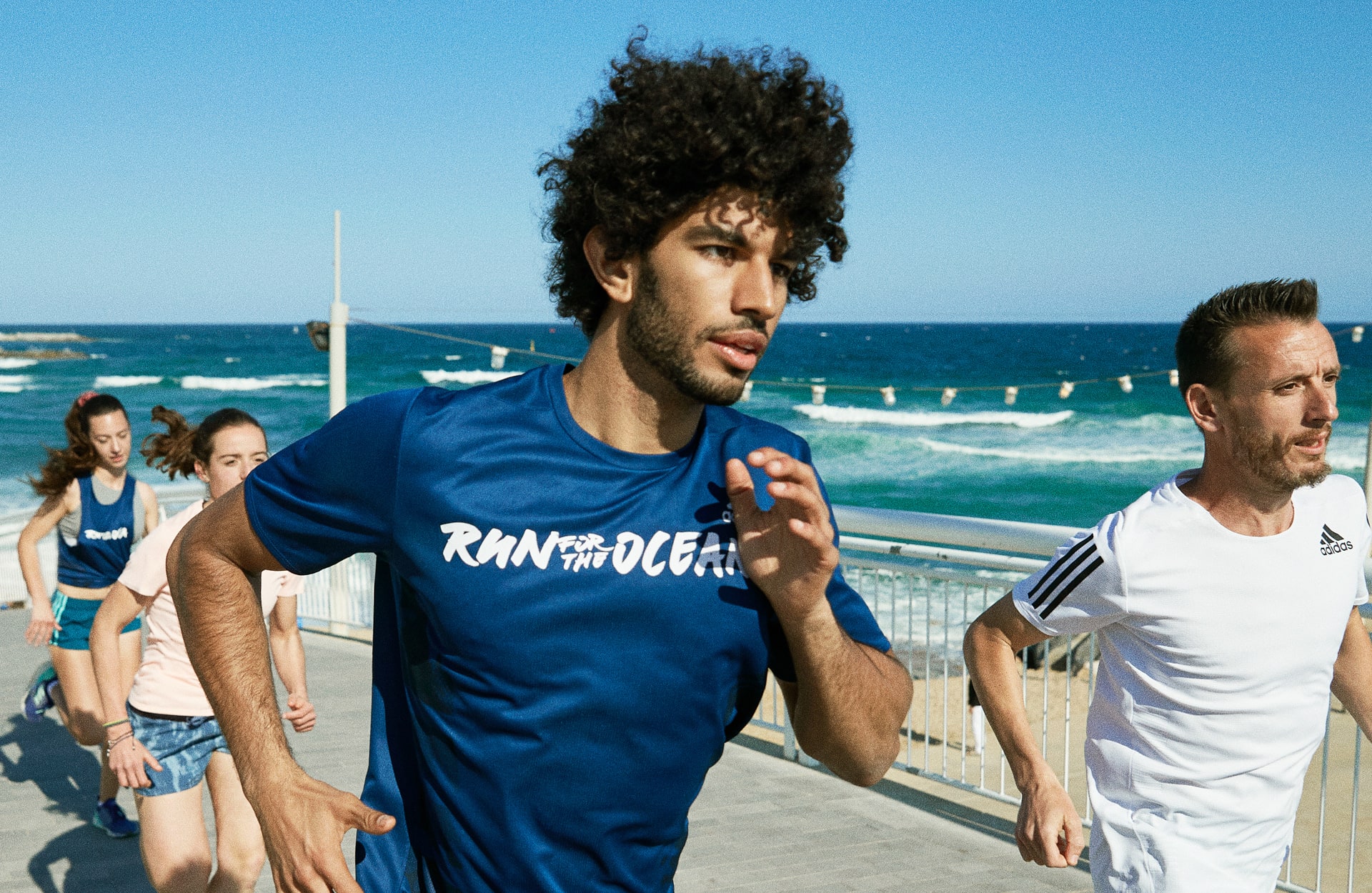 En segundo lugar arrastrar Halar adidas organiza la carrera Run for the Oceans 2019 - Good2b lifestyle  Barcelona & Madrid
