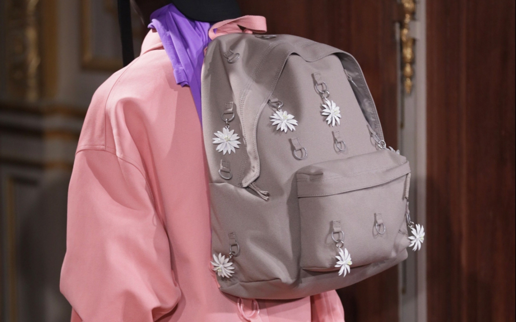 La última colección de Raf Simons x Eastpak, pura obsesión