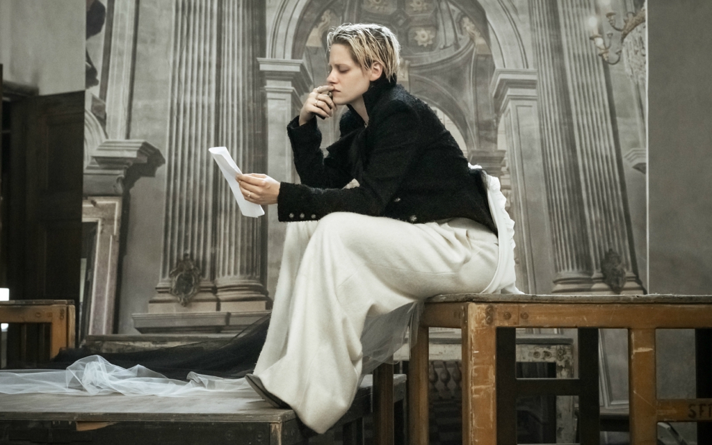 Kristen Stewart, Emma Watson y Rosalía, entre las estrellas del calendario Pirelli 2020