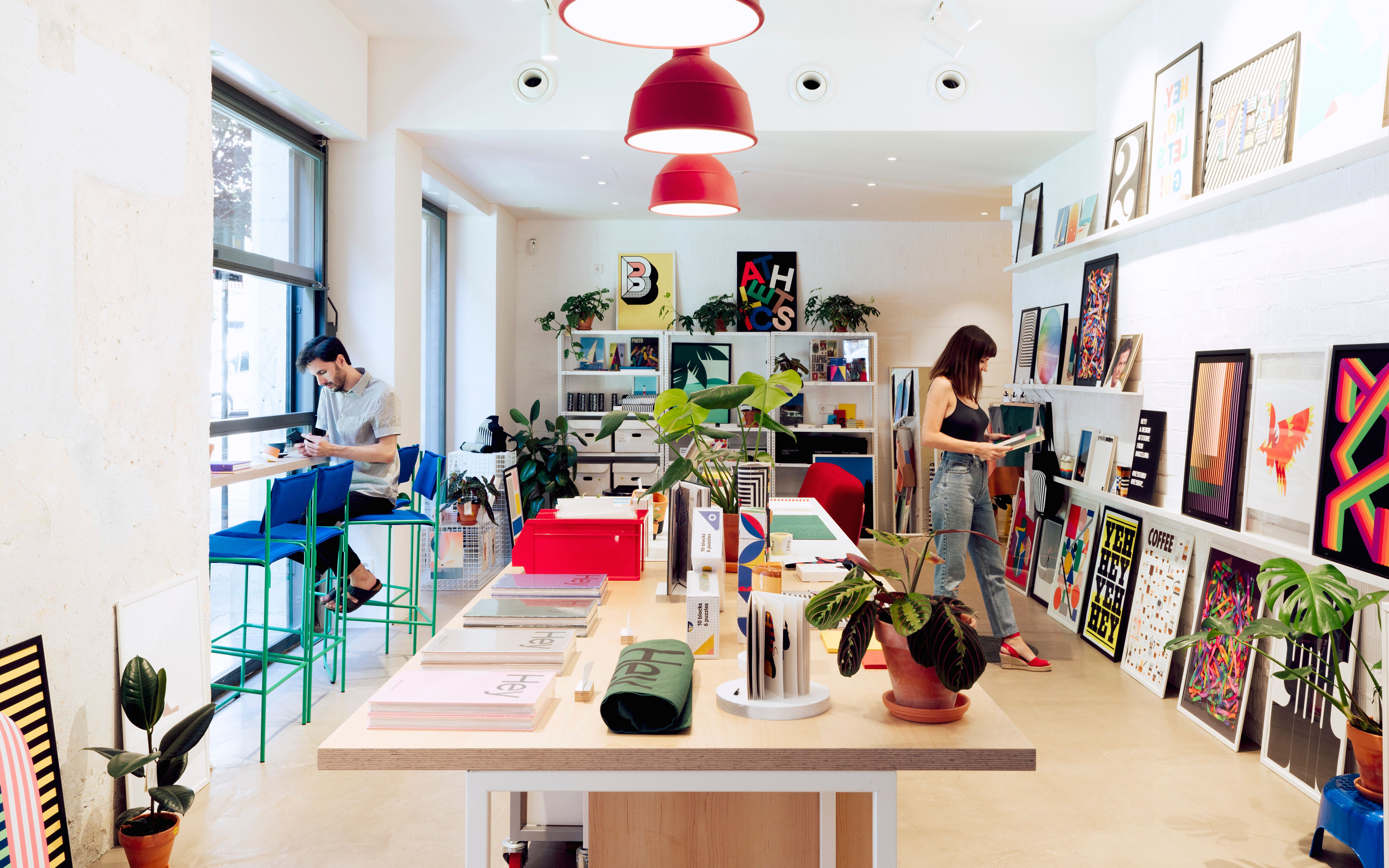 Hey Shop abre su primera concept store en el Raval