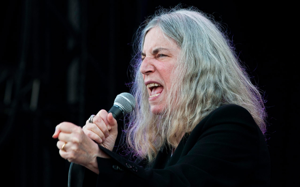 Patti Smith regala un poema a Greta Thunberg por su cumpleaños