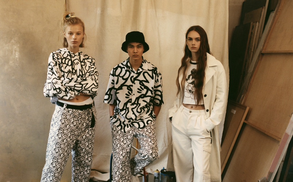 Bershka explora la faceta más canalla de Mickey Mouse en su nueva colección cápsula
