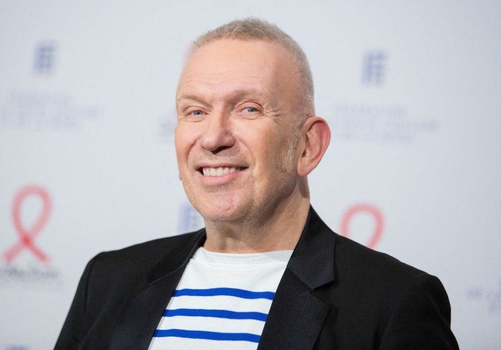 Jean-Paul Gaultier organiza una subasta solidaria en formato teletienda