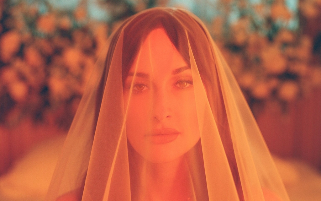#NewMusicFriday: escucha lo nuevo de Low, Kacey Musgraves, Troye Sivan…