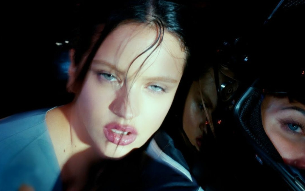 #NewMusicFriday: escucha  lo nuevo de Rosalía, Arlo Parks, Red Hot Chilli Peppers…