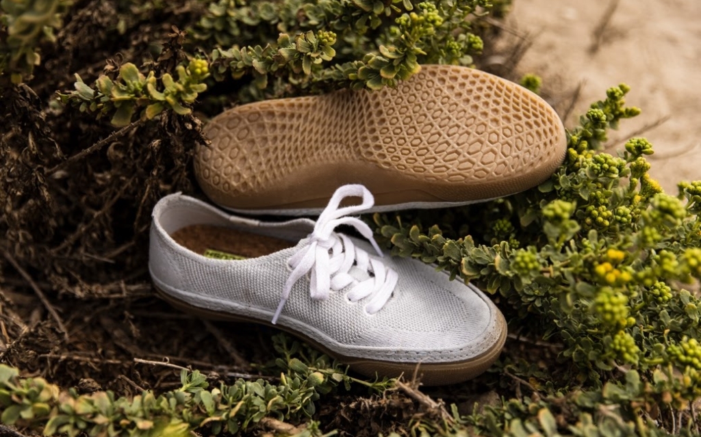 Vans avanza hacia la sostenibilidad con las nuevas ‘Circle Vee’