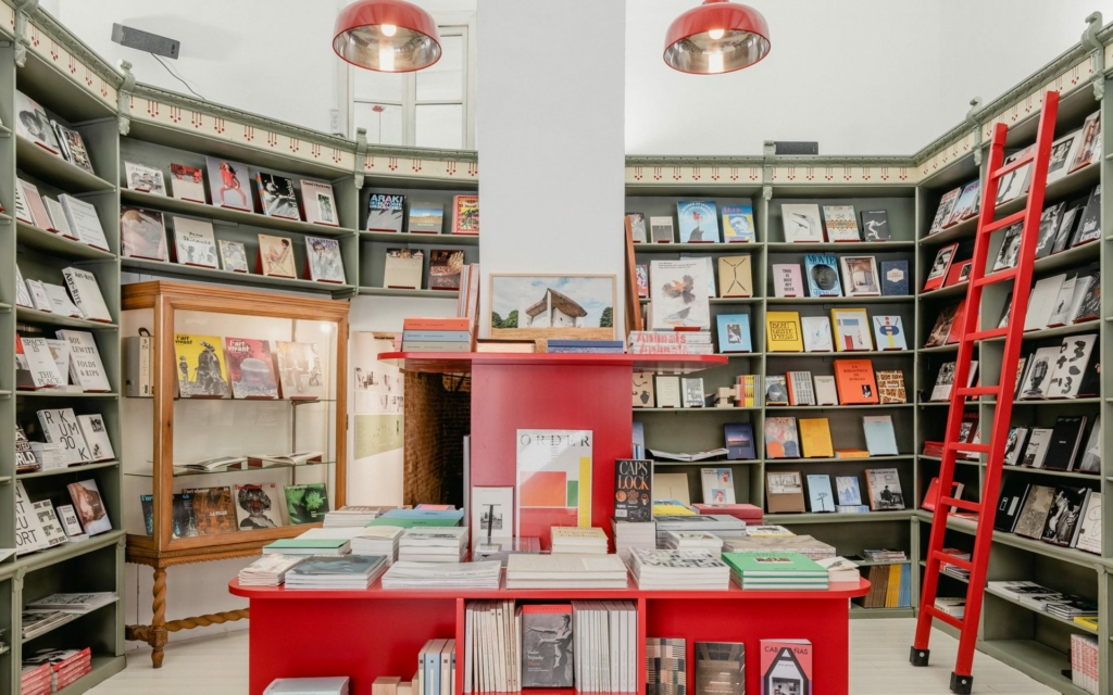 Dónde comprar los libros, revistas y fanzines más especiales este Sant Jordi 2023