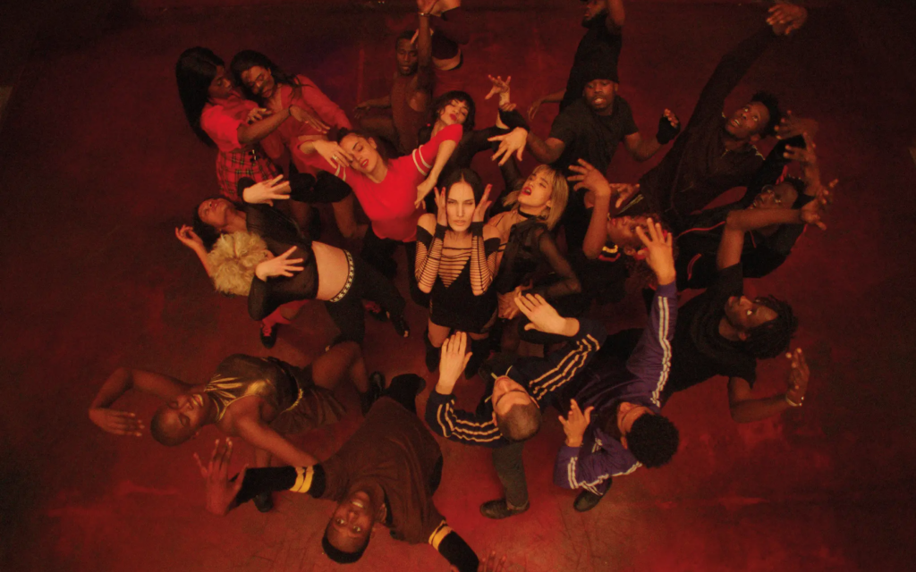A24 publica ‘On the Dance Floor’, un recorrido por las escenas de baile más memorables del cine