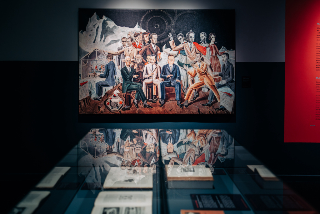 Los cuadros-collage de Max Ernst se dan la mano con el cine en el Círculo de Bellas Artes de Madrid