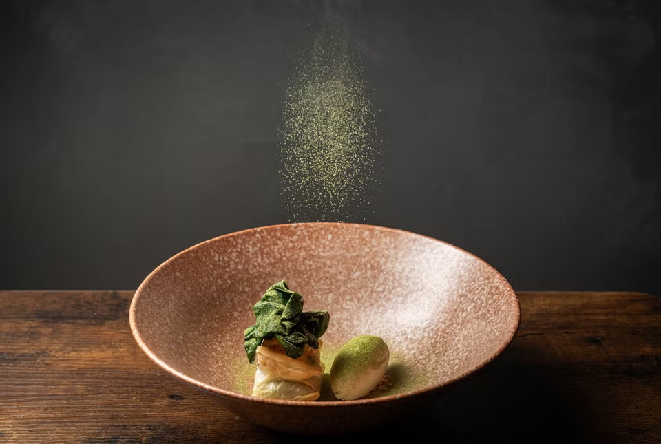 Éter, cinco mesas son suficientes