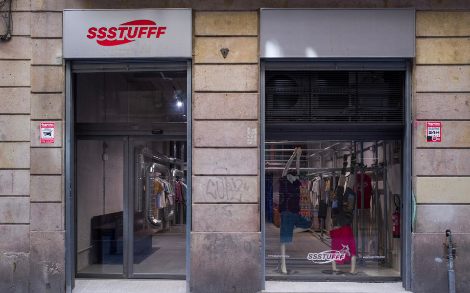 SSSTUFFF presenta su nueva versión «Under Construction»