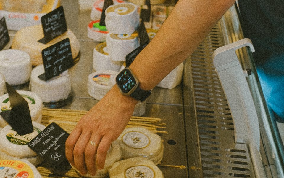 Petit Bleu, un viaje a Francia sin salir de l’Eixample para amantes del queso