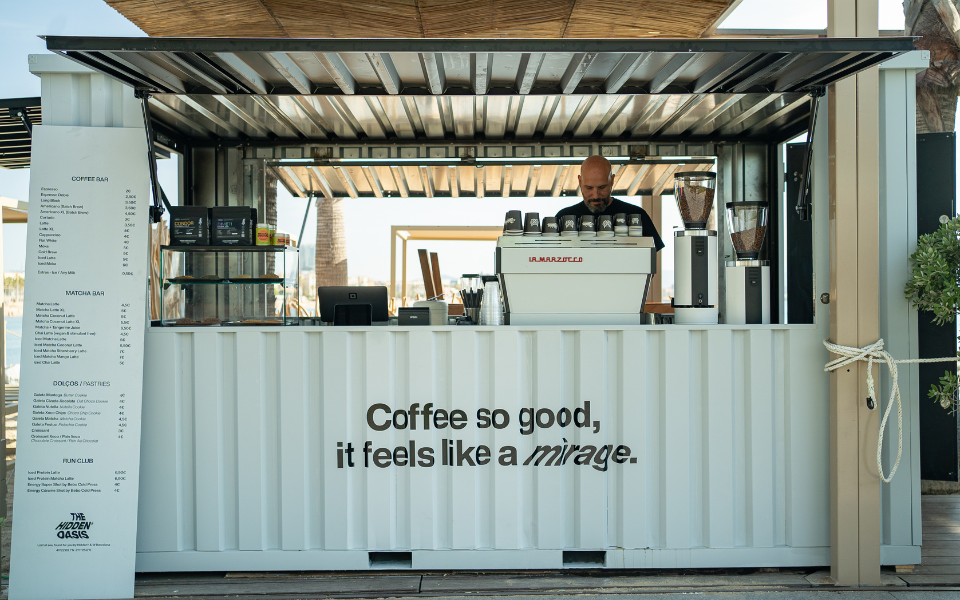 The Hidden Oasis: café de especialidad a pie de playa