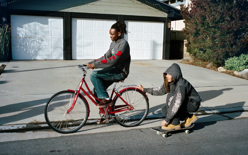 Ed Templeton trae su visión de una juventud eterna junto a BERSHKA